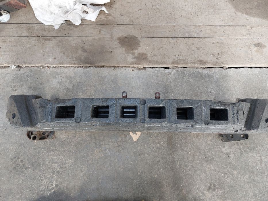 Armatura fata deflector claxon Passat CC 2008-2012