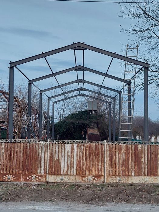 Vând hala metalica 6x10 din profil cu montaj și teava pe acoperis cu x