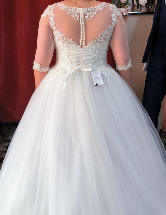 Vând Rochie de Mireasă