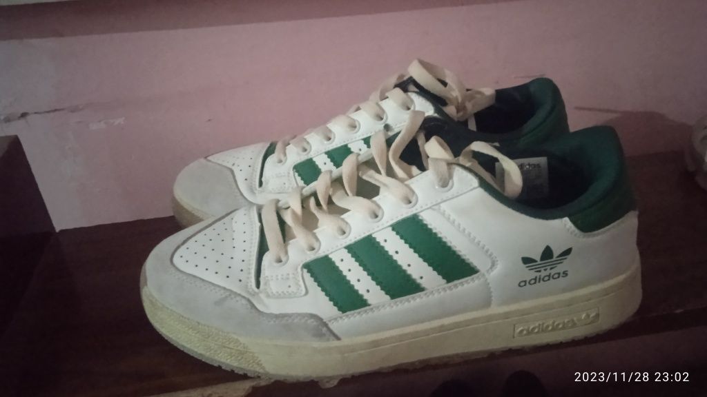 Adidas krasoka  .