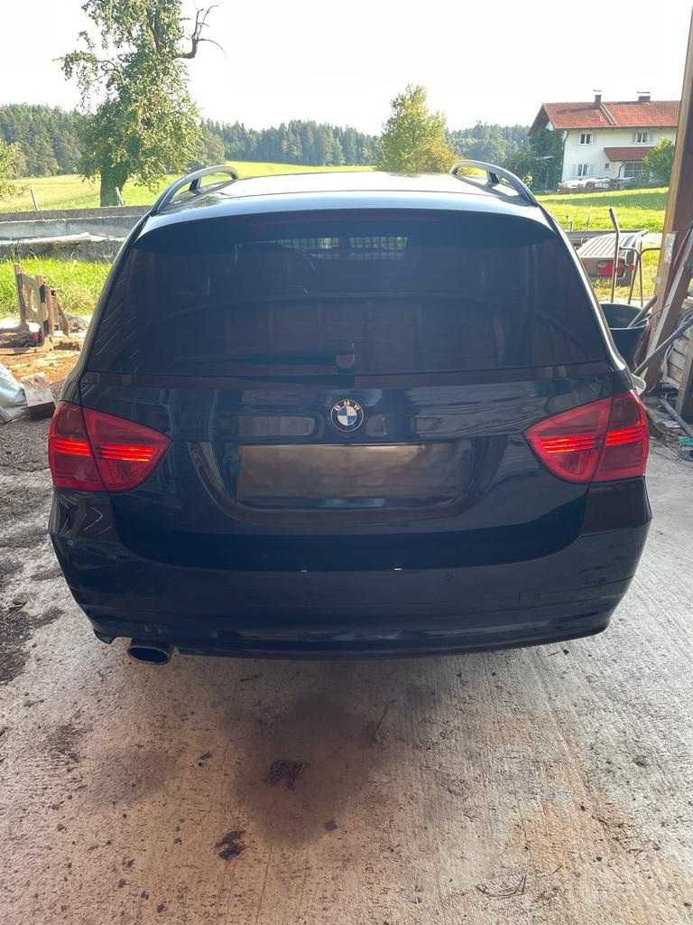 Продавам Bmw 320d 2007 година