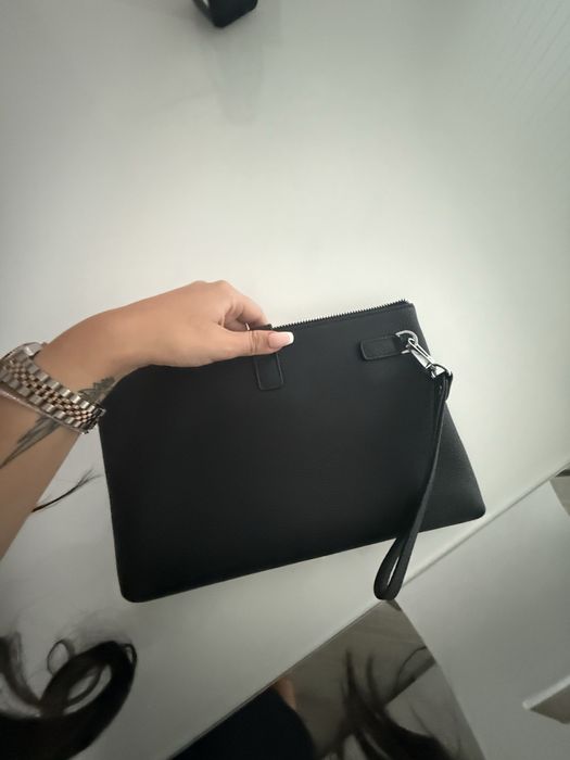 Burberry клъч естествена кожа