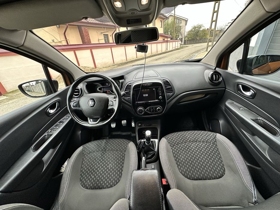 Renault  Captur  MODEL INTENS Unic Proprietar