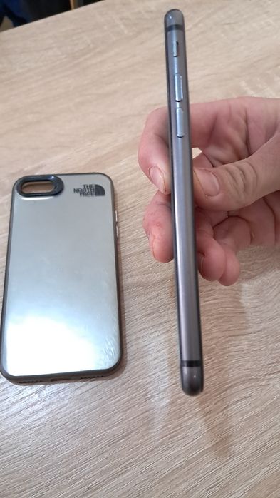 I Phone 8 holati zor