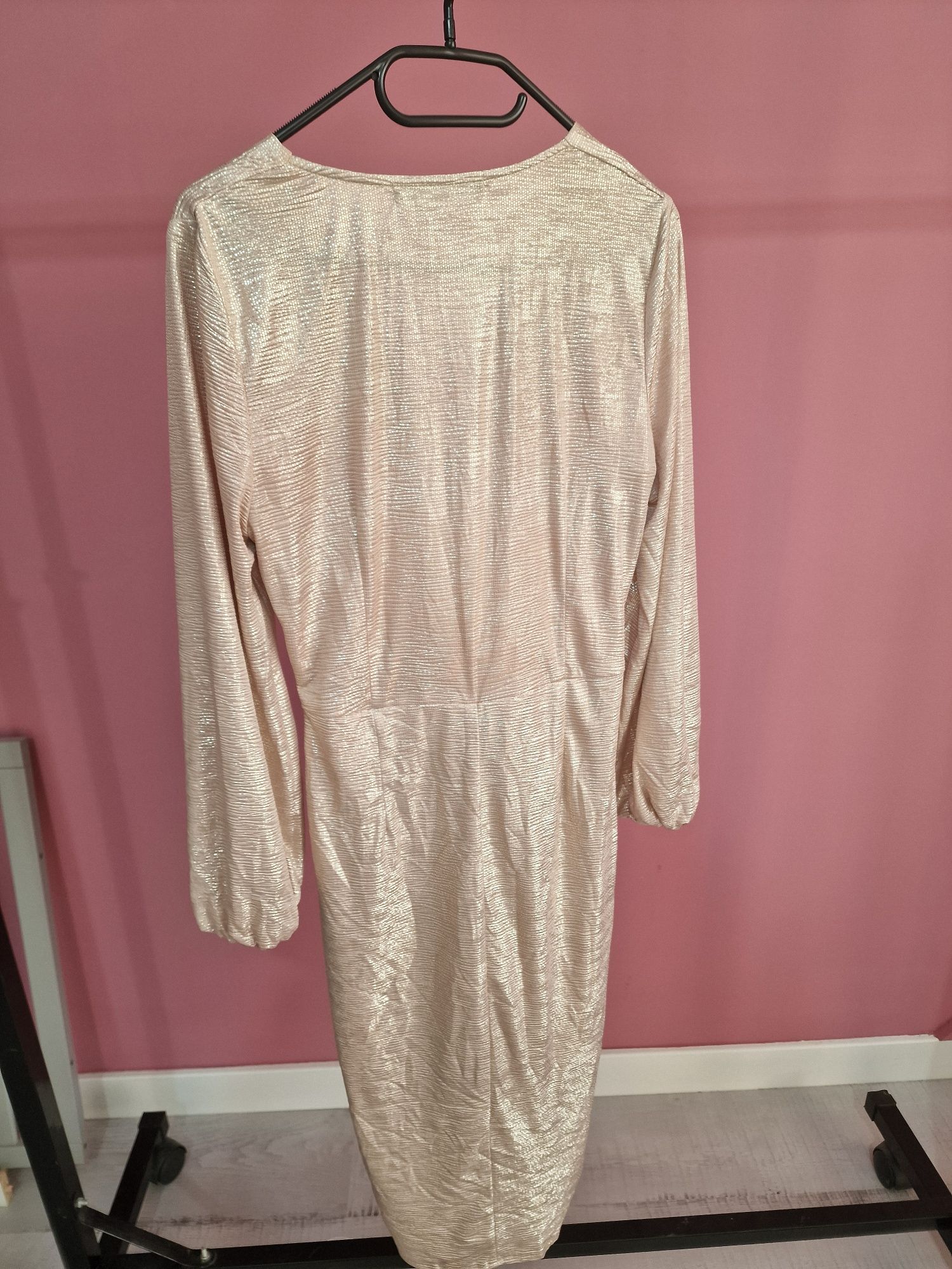 Vand rochie eleganta Poema