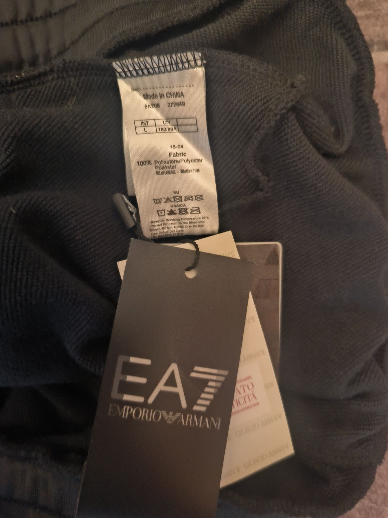 EA7 Emporio Armani долнище L размер