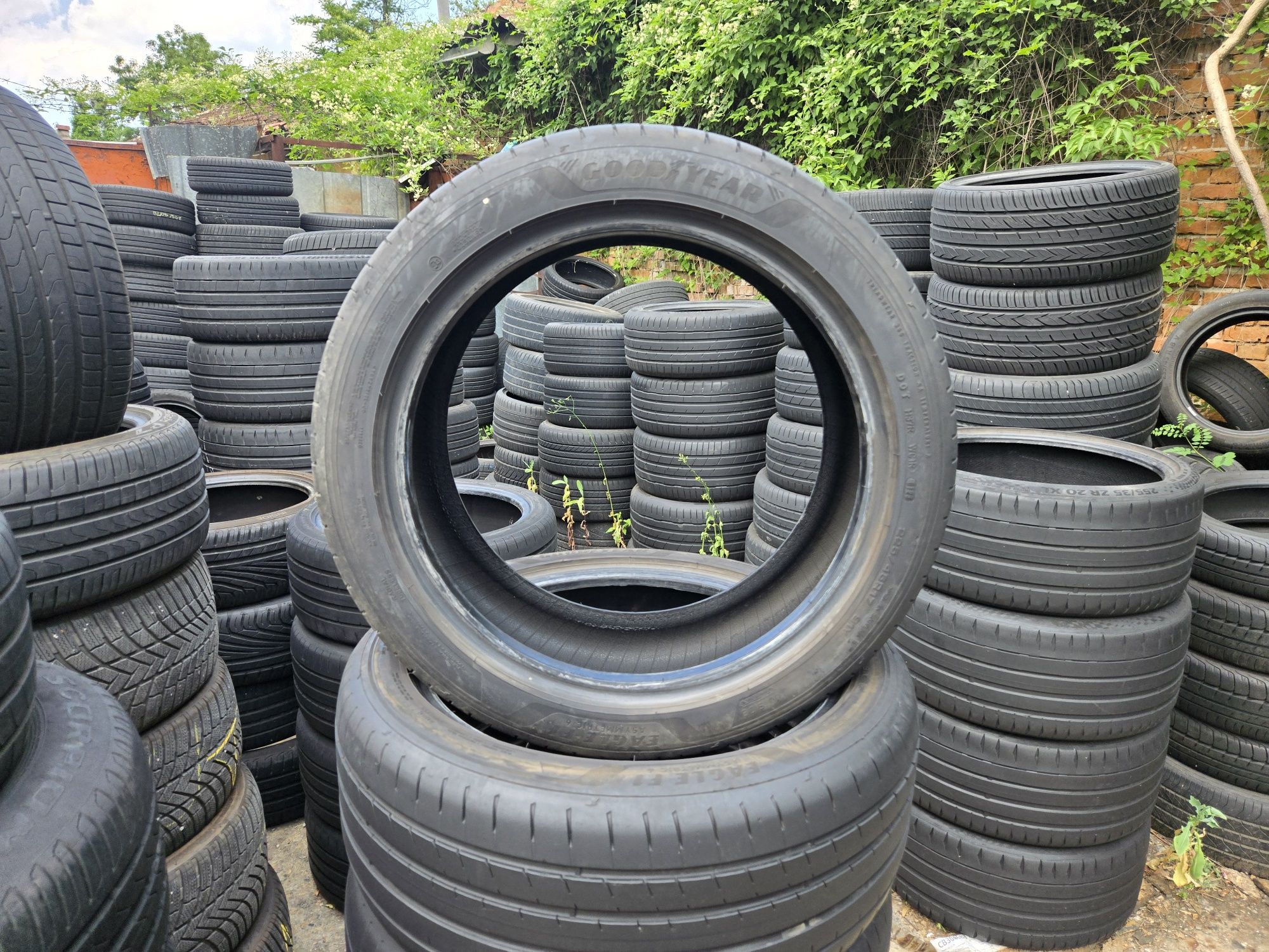 4бр 225 45 17 Goodyear летни.