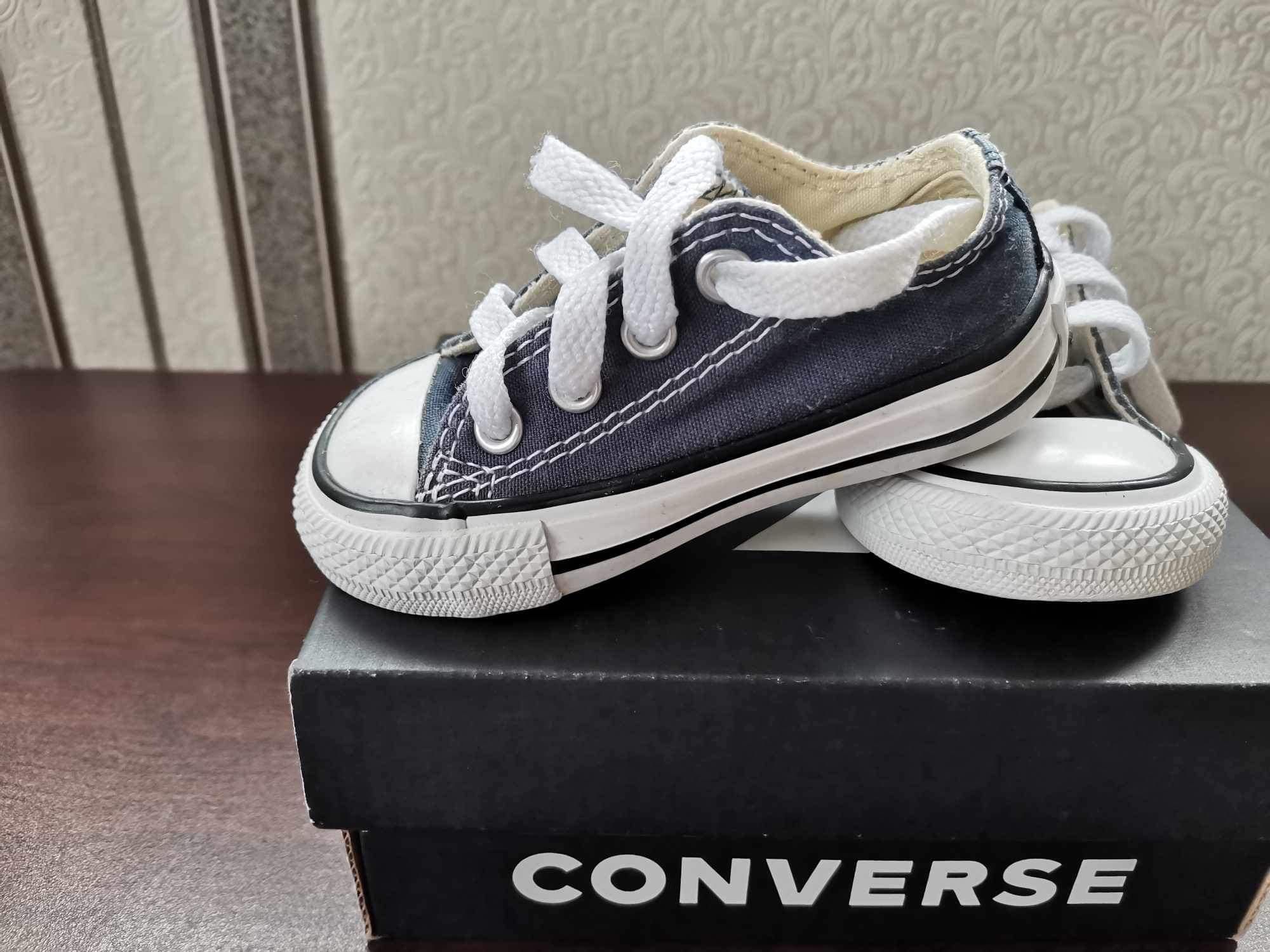 Детски сини кецове converse 20 номер