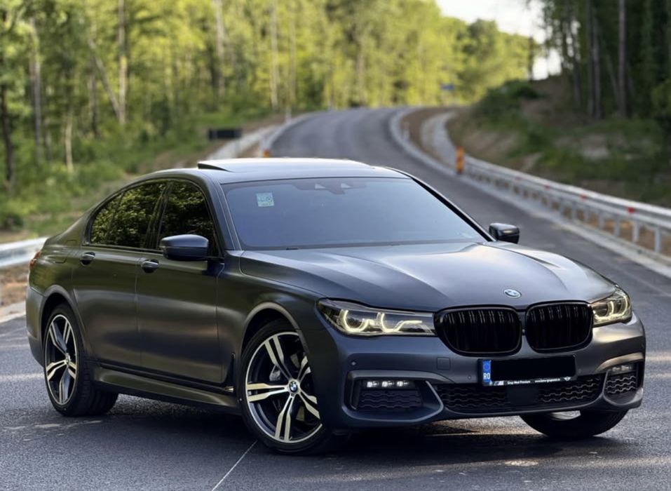 BMW 740d M-Packet INDIVIDUAL 2018 CarbonCore  * Frozen Arctic Gray *