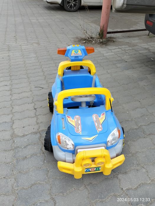 Детская машина электромобиль