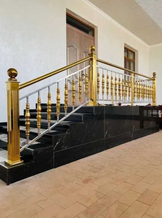 Zanglamas metaldan zinalar uchun perilalar.