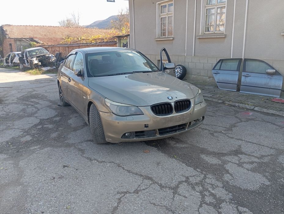 Продавам BMW E60 530D На Части