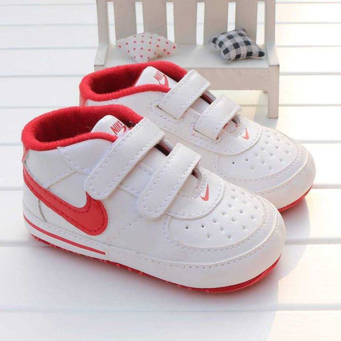 Бебешки обувки / маратонки NIKE