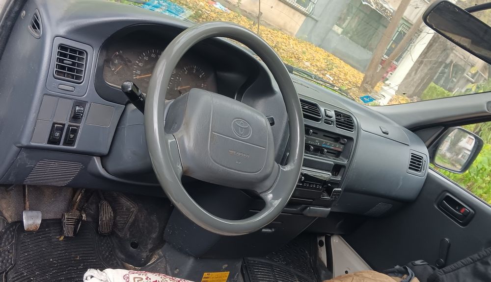 Închiriez dubă de transport marfă