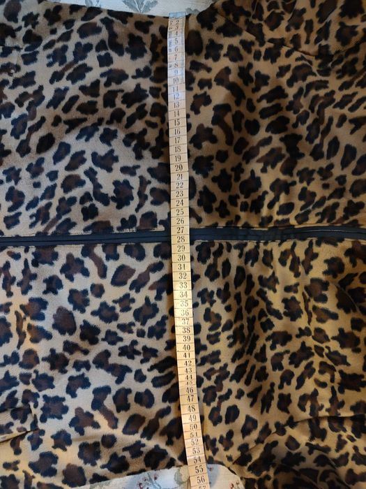 Palton/pardesiu leopard, captuseala vatelina subtire