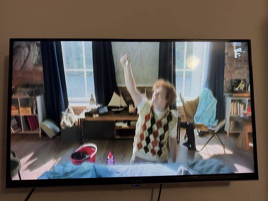 Vand Televizor Smart TV