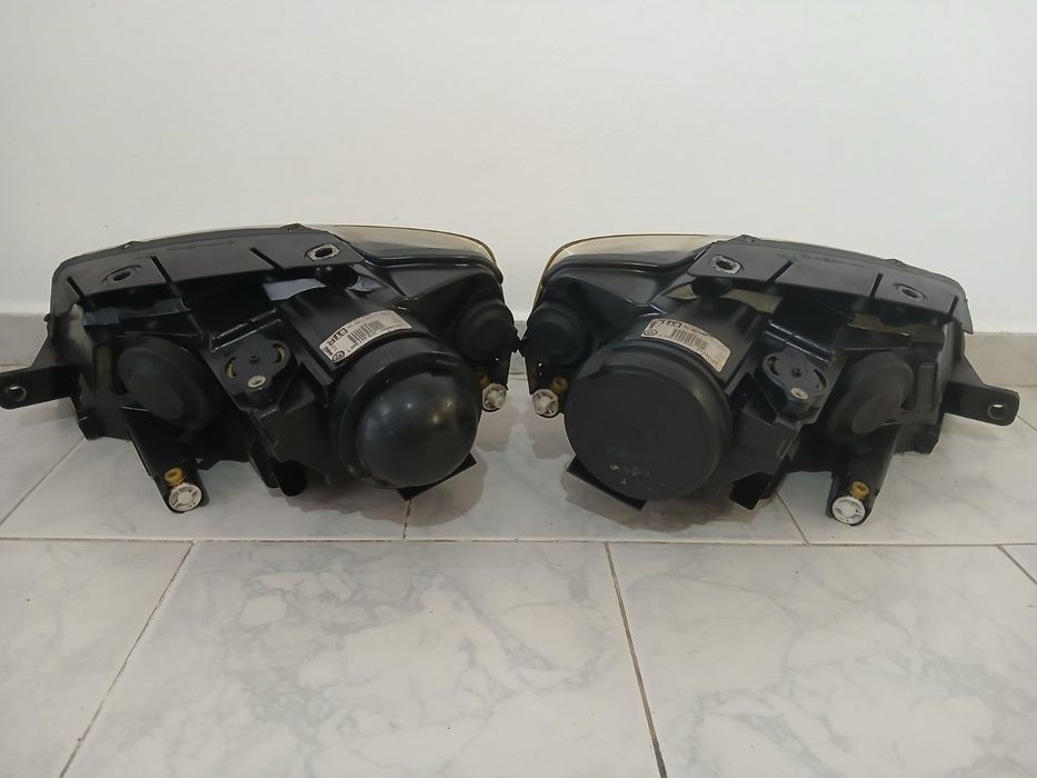 Фарове за Пасат В6 Passat B6