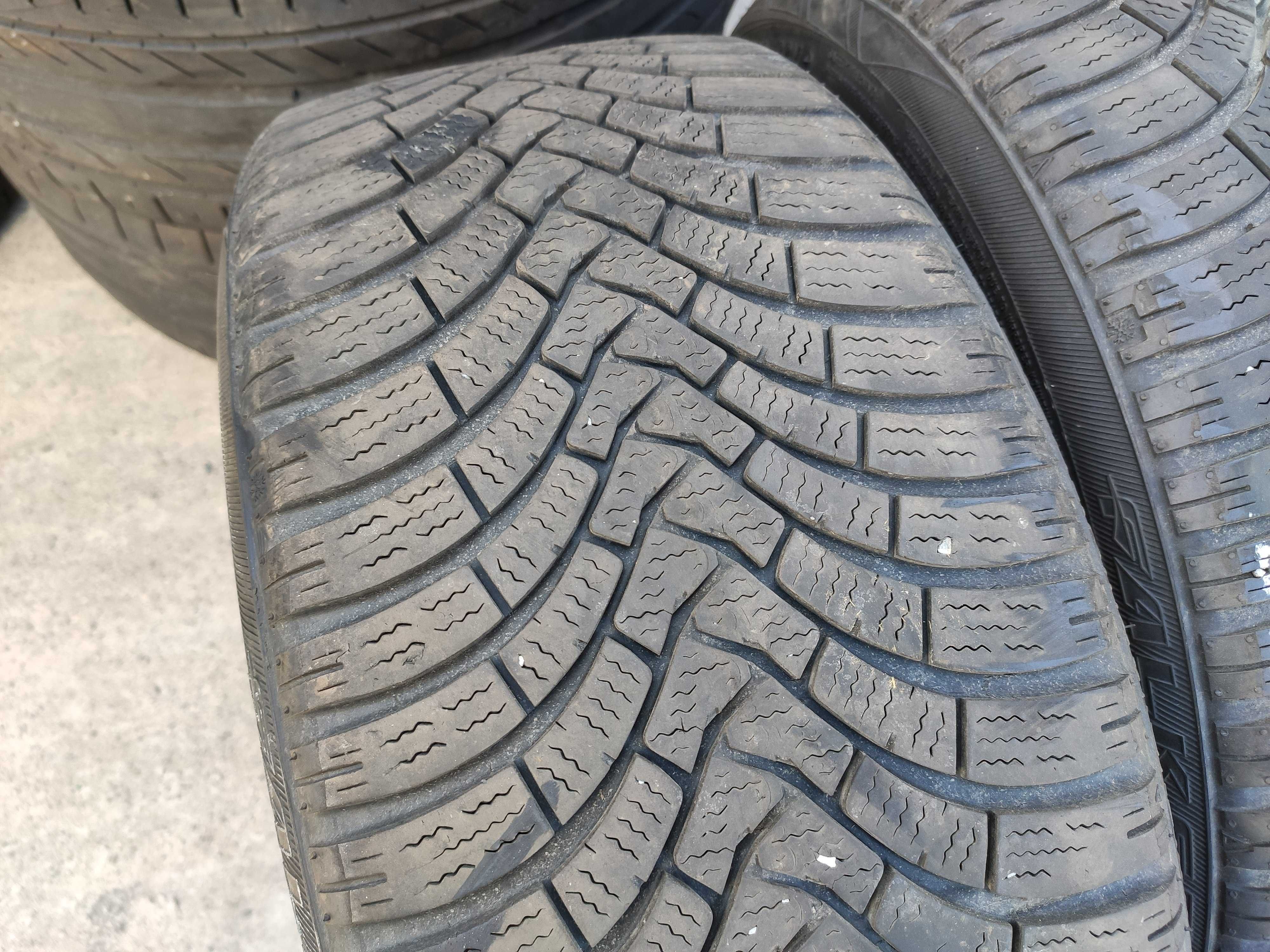 4бр Зимни Гуми 225 40 18 - Falken