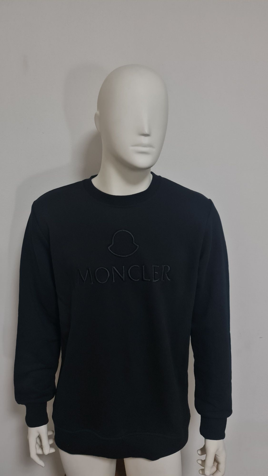 Bluza Moncler, colectia noua