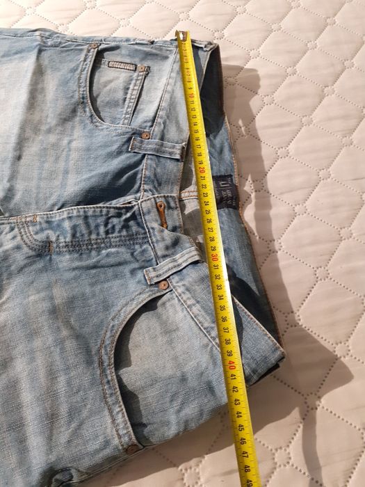 AJ Armani Jeans оригинални дънки в топ състояние