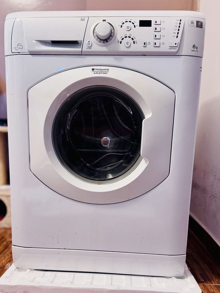 Masina de spalat Ariston ARFX125