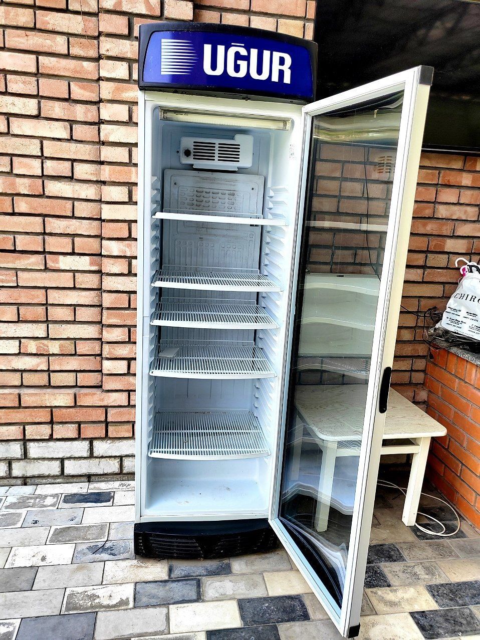 Продам из дома холодильник