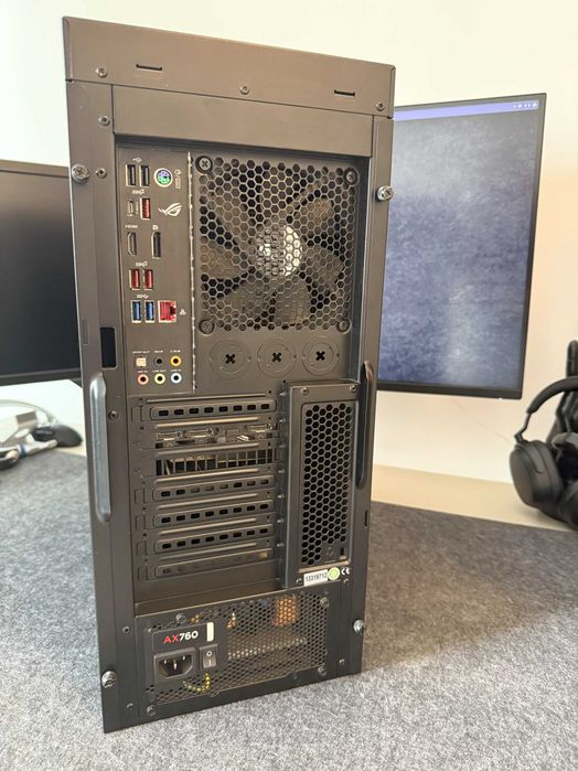 Desktop PC Gaming i7 9700K RTX 2070 SUPER 32GB RAM 2xSSD Win 10 Pro