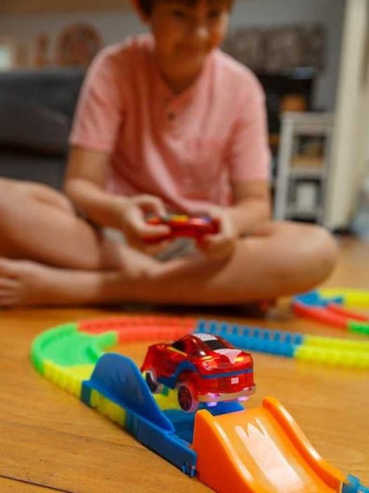 Детска Писта Magic Tracks RC 10ft Racetrack кола с дистанционно