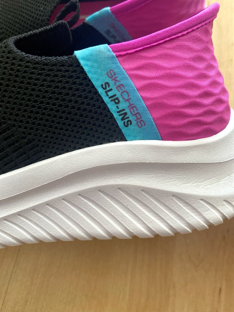 Маратонки Skechers slip-ins