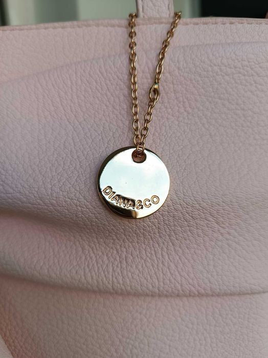 Розова дамска чанта