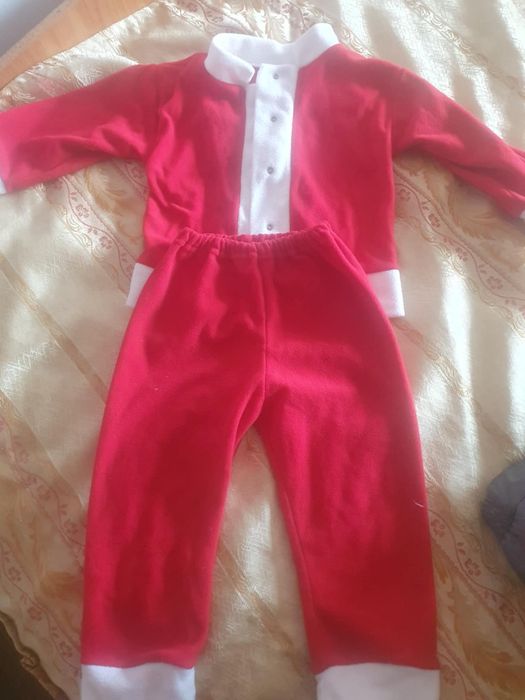 costum Moș Crăciun 3-4 ani