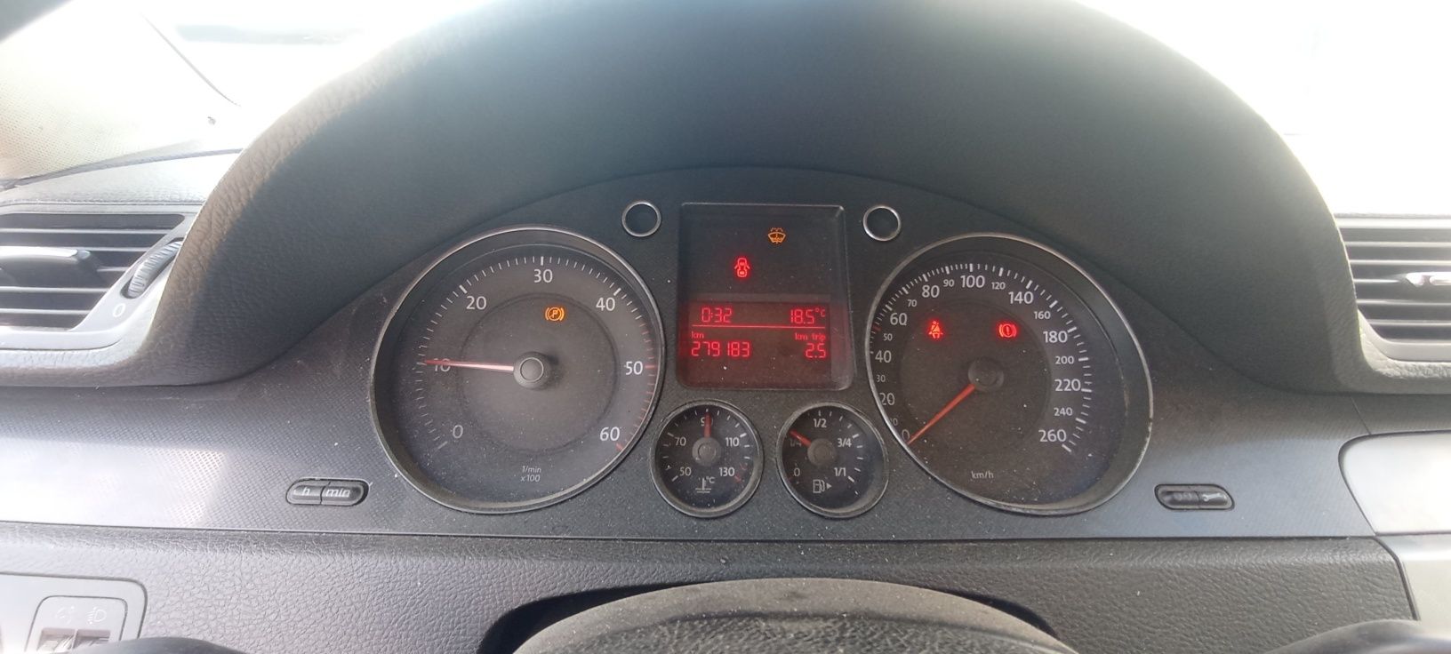 Dezmembrez wv passat b6
