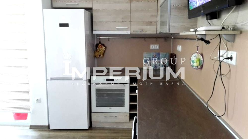 Двустаен апартамент с ПАРКОМЯСТО под наем в района на кв. Левски, гр.