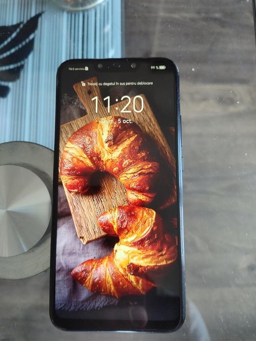 Telefon Huawei mate20 lite