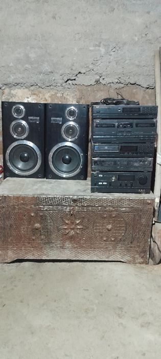 Xammasi bir joyga sotaman kimga kirak bulsa