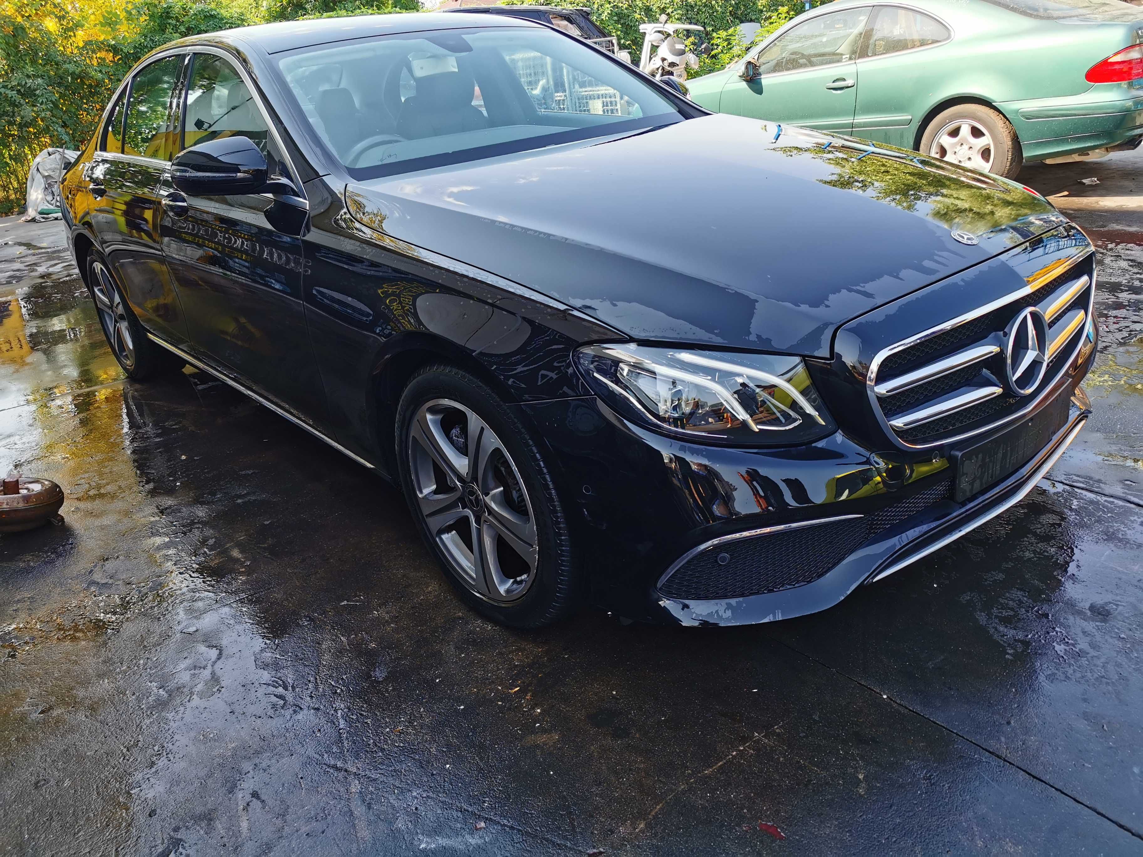 Dezmembrez mercedes e class w213 2.0i m274/bara fata w213/far/capota/