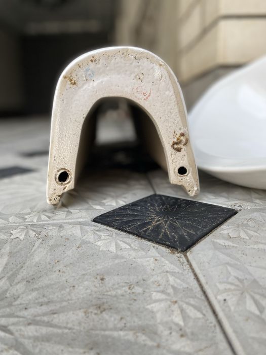 Умывальник новый