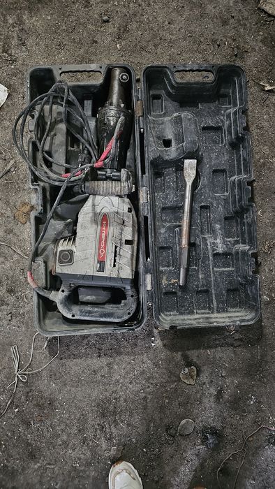 Отбойный молоток электрический