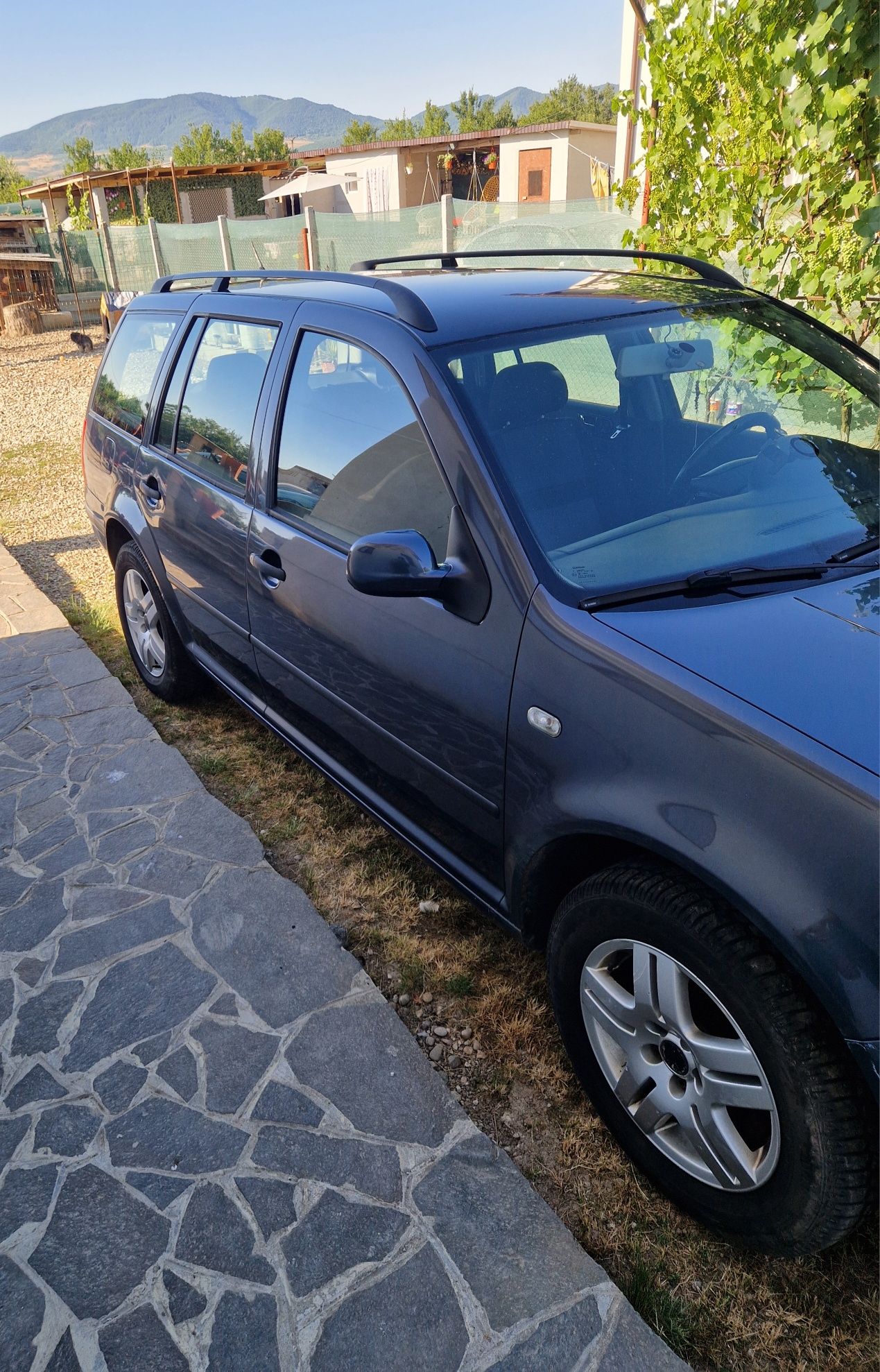 Vand volkswag Golf 4, PRET NEGOCIABIL!!