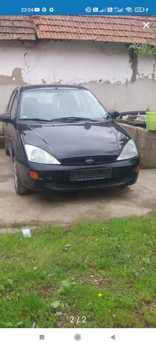 Dezmembrez Ford focus 1