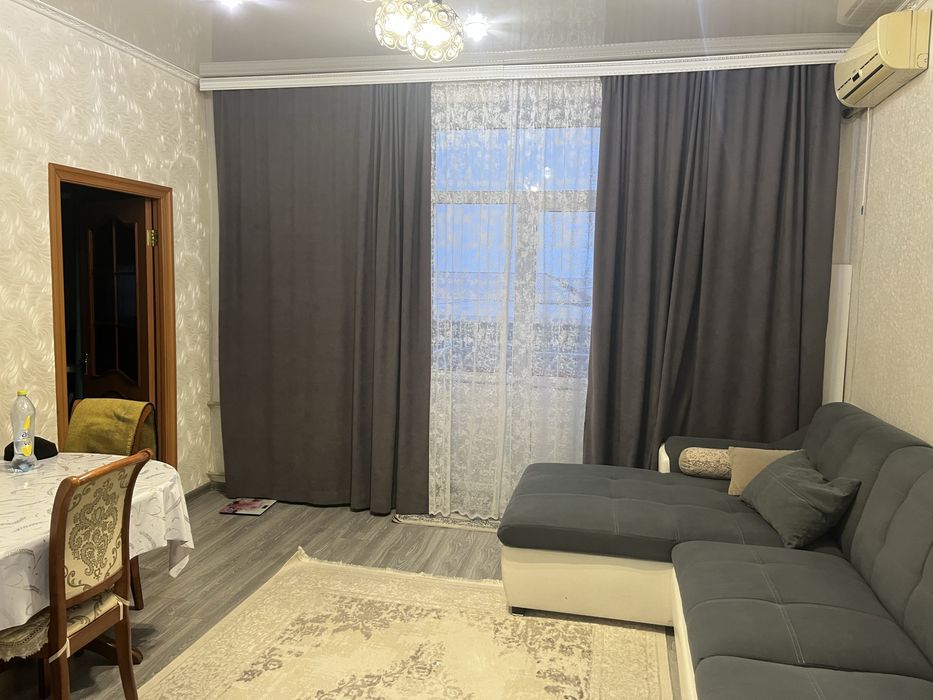 Продается трех комнатная квартира