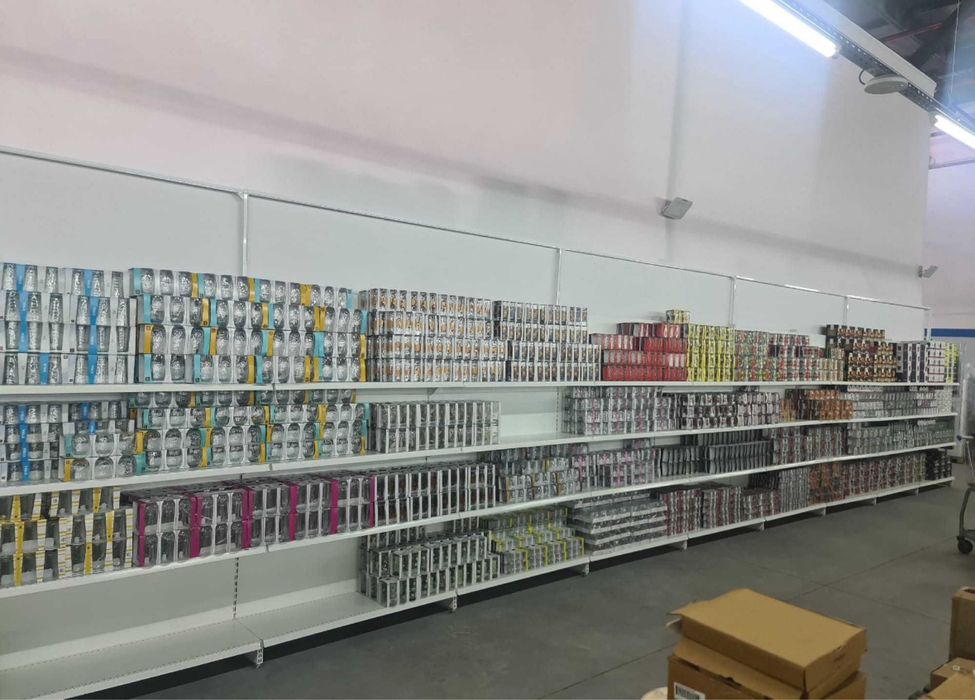 Rafturi metalice de magazin