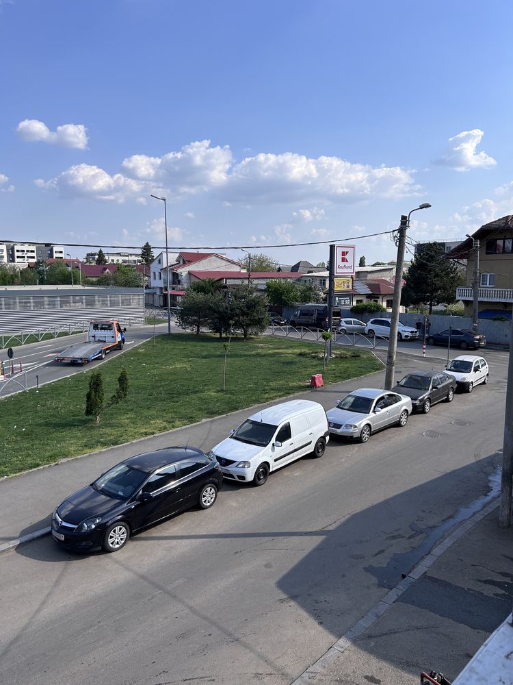 Propietar inchiriez spatiu comercial