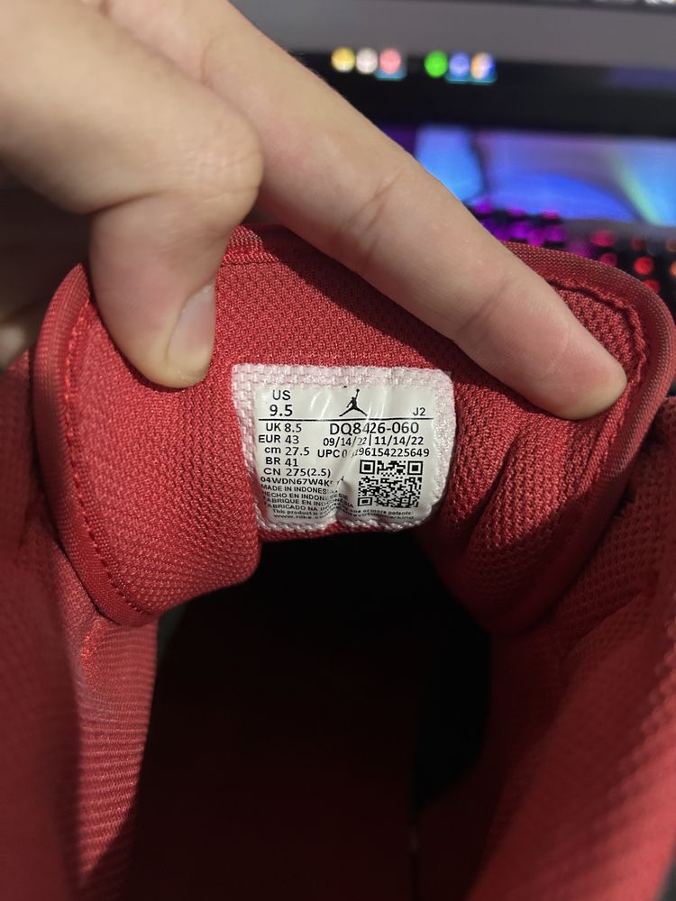 Air jordan 1 mid Black/red usor negociabil