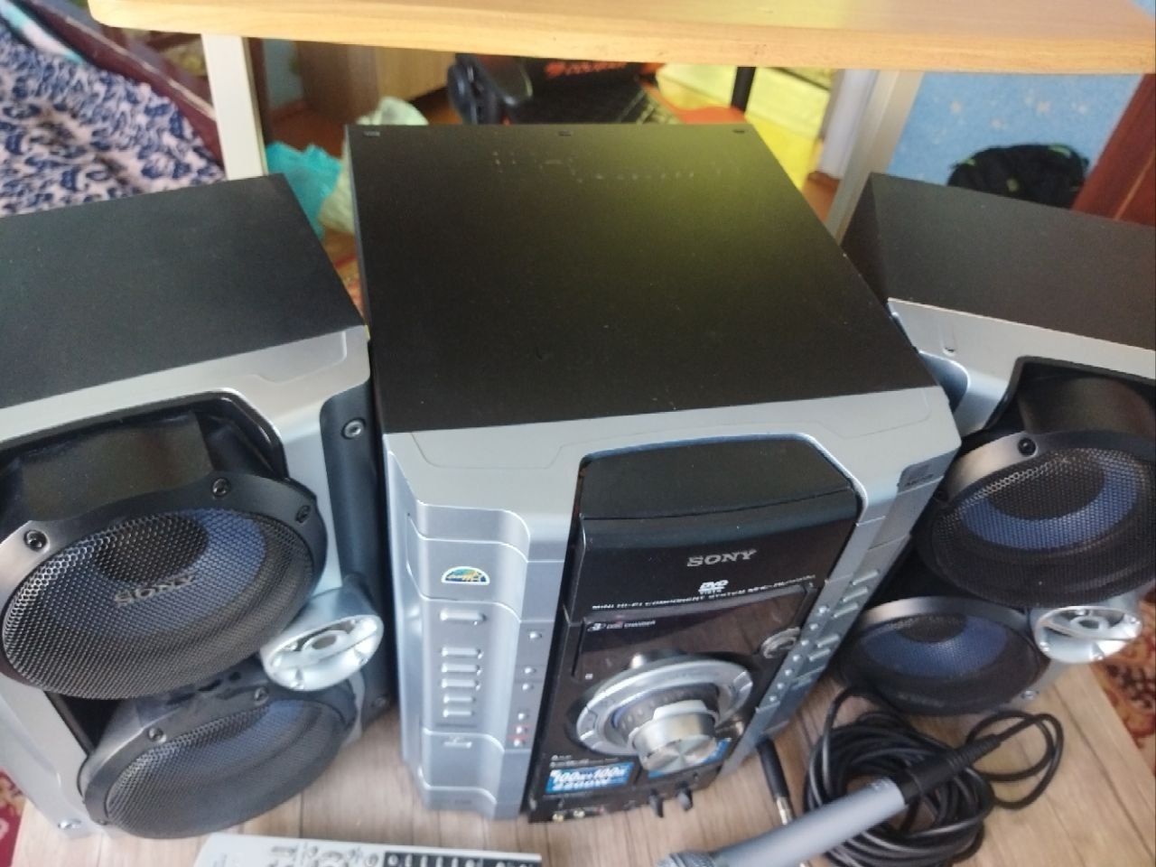 музыкальный  центр SONY MHG-RV777d