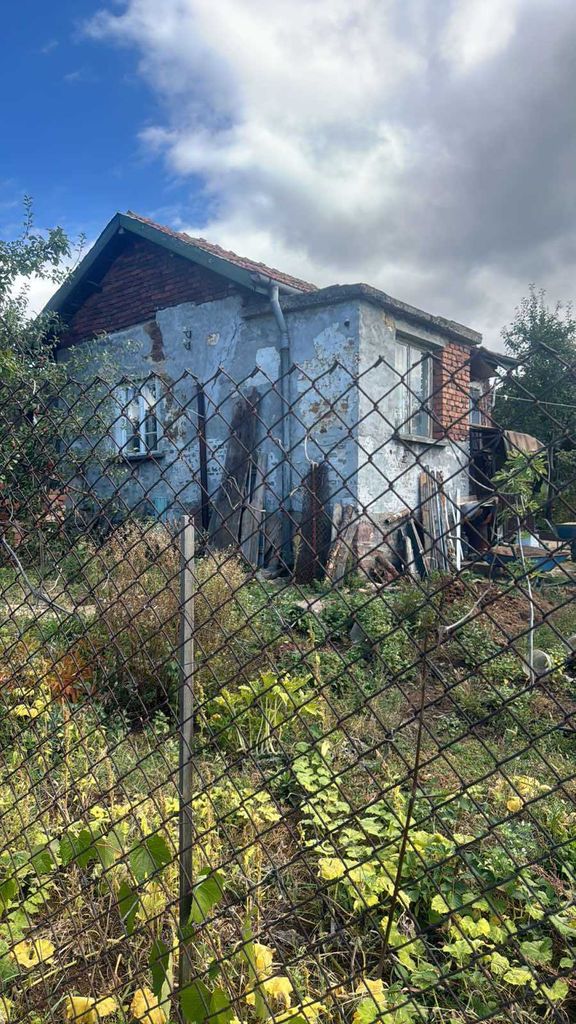 Продава се Парцел в Нови Искър - 1369 кв.м за 42 €/кв.м - Снимка #2