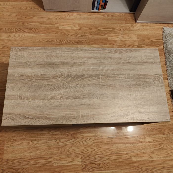 Vând comoda TV 101x50,7x42 cm