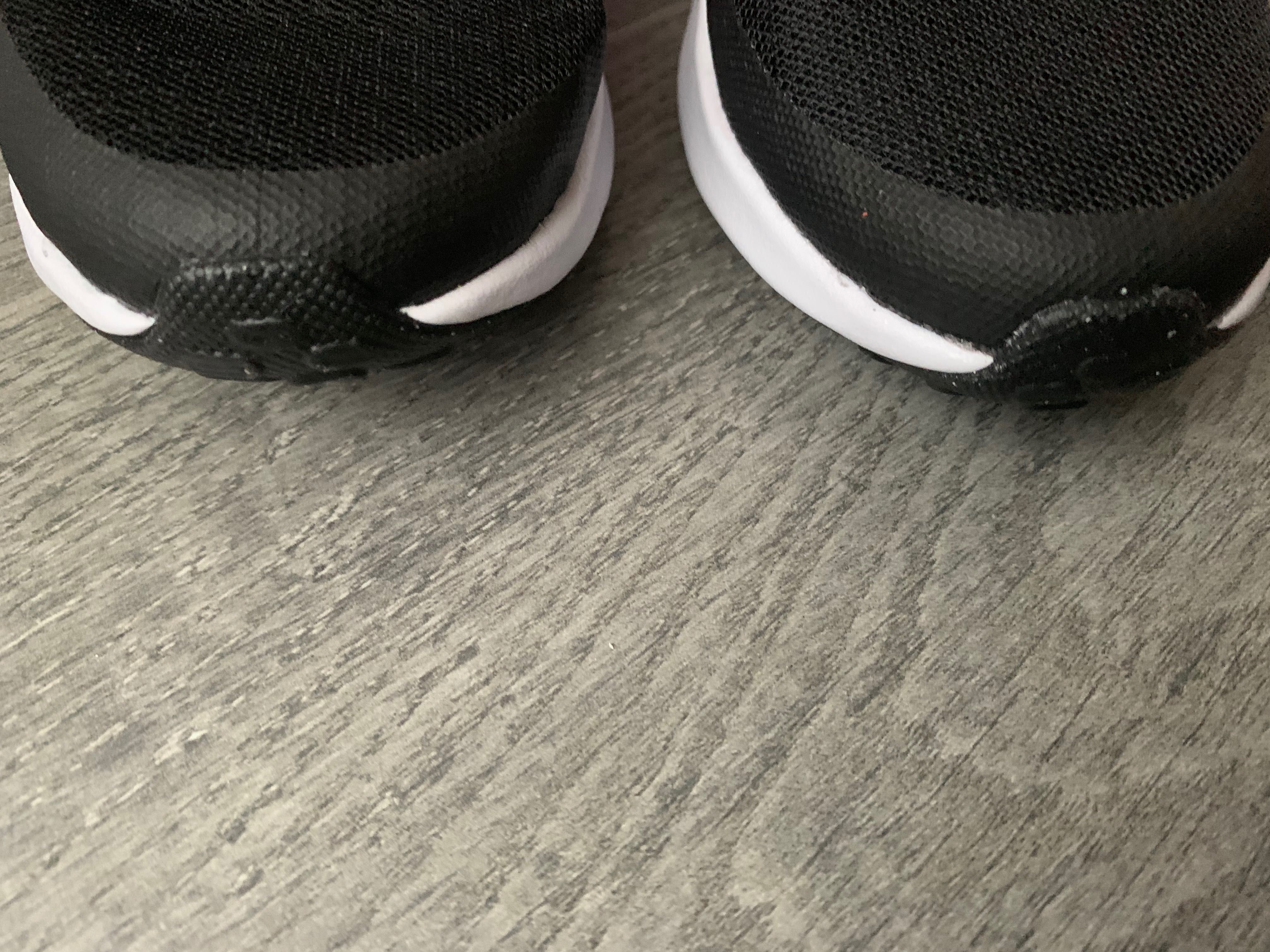 НОВИ детски маратонки Nike Revolution 7