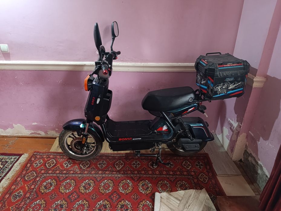 Skuter  velasabed planshet