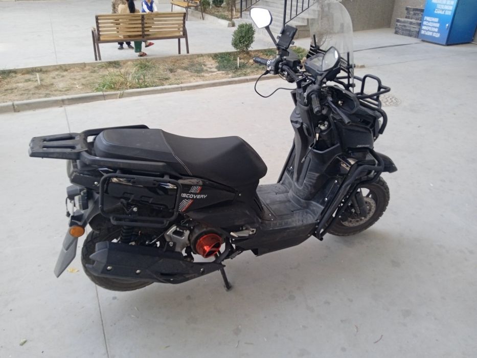 Skuter tank sotiladi